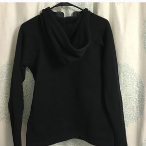 Black warm north face sweater